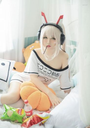 年轻的妈妈在线观看视频_无删减在线播放