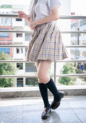 老师我可以喜欢你吗_超清在线观看完整版