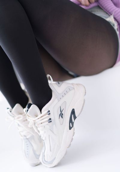漂亮的女客栈_BD英语在线播放