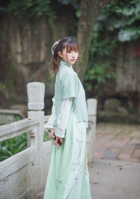《初尝禁果》_BD日本电影免费