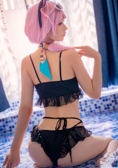 蜜桃臀少妇电影_剧情片高清在线