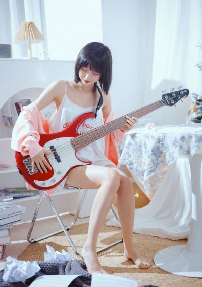 饥饿漂亮的女邻居3伦理_BD天堂在线