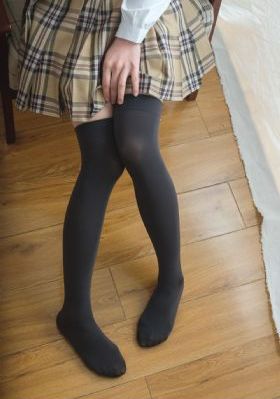 泰剧一不小心爱上黑帮大佬电视剧_十万网红美女美酱