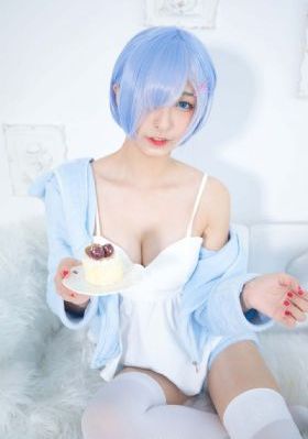 柔佳和院长_高清手机在线看
